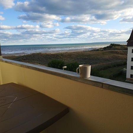 Bord De Plage, Thalasso Et Vue Mer ! Cabourg Exterior foto